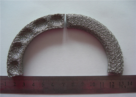 كاتم الصوت المضغوط شبكة سلكية منسوجة 5 مم - 25 مم 90٪ مرشح للسيارات الصناعية