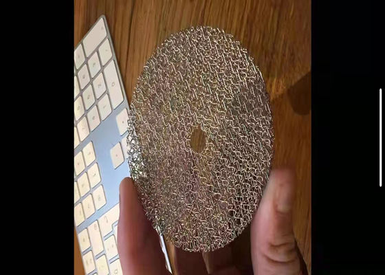 مرشح شبكة الأسلاك المنسوجة الصناعية مع فتحة مستديرة 2 * 2 ملم وعينة